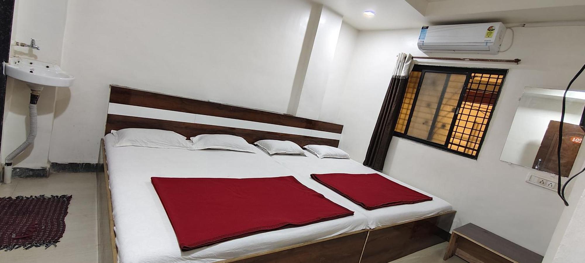 Sai Ganesh Guest House Shirdi Camera foto