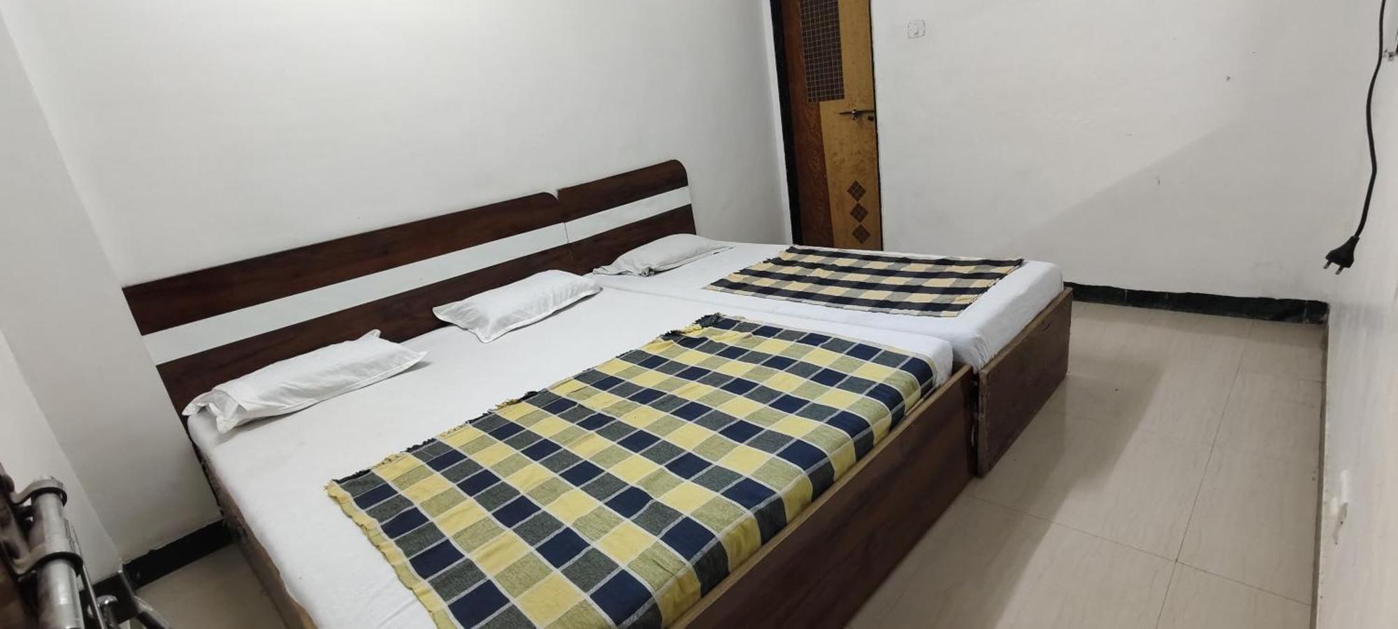 Sai Ganesh Guest House Shirdi Camera foto